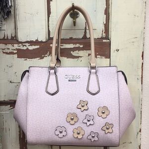 Nwt Guess Blush shoulder bag
